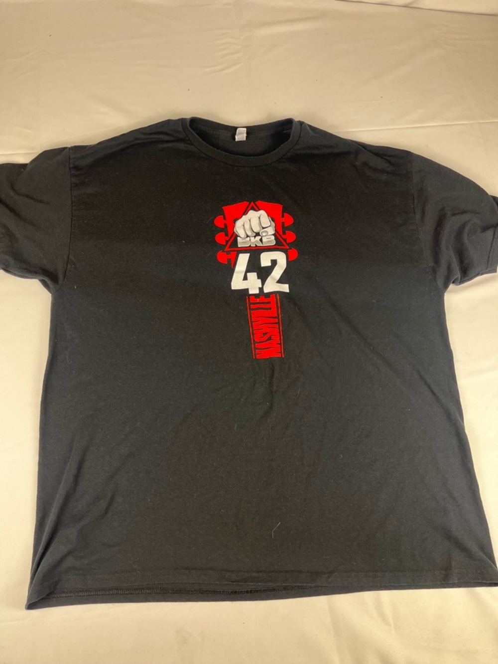 Men's Black Short-Sleeve Graphic Tee with Red & White Accent